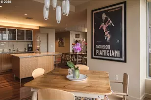 836 S Curry St, Portland, OR 97239 - Photo 16