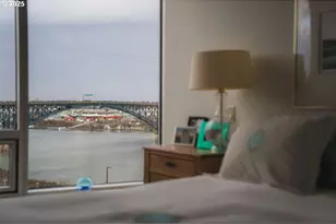 836 S Curry St, Portland, OR 97239 - Photo 24