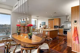 836 S Curry St, Portland, OR 97239 - Photo 10