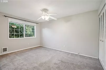 810 NE Pinebrook Ave, Vancouver, WA 98684 - Photo 10