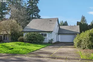 810 NE Pinebrook Ave, Vancouver, WA 98684 - Photo 2