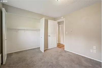 810 NE Pinebrook Ave, Vancouver, WA 98684 - Photo 14