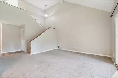 810 NE Pinebrook Ave, Vancouver, WA 98684 - Photo 6