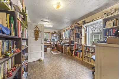 4334 N Willis Blvd, Portland, OR 97203 - Photo 14