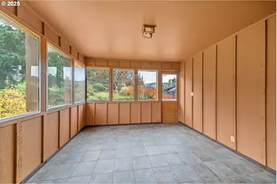 413 Thora Circle Dr, Roseburg North, OR 97495 - Photo 14