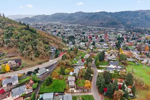 413 Thora Cir Dr, Roseburg North, OR 97495 - Photo 48