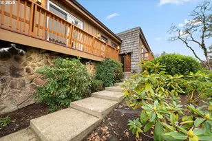 413 Thora Cir Dr, Roseburg North, OR 97495 - Photo 2