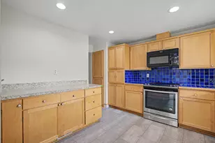 1702 SW Mawrcrest Ave, Gresham, OR 97080 - Photo 8