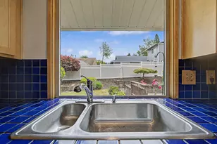 1702 SW Mawrcrest Ave, Gresham, OR 97080 - Photo 12