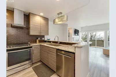 4906 SW 1st Ave, Portland, OR 97239 - Photo 8