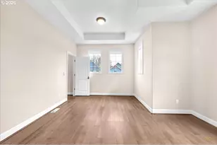 10851 NW Claire Ct, Portland, OR 97229 - Photo 18
