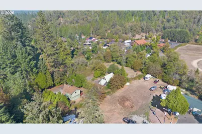 185 Ecklund St, Canyonville, OR 97417 - Photo 46