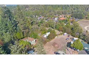 185 Ecklund St, Canyonville, OR 97417 - Photo 46