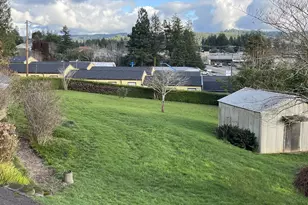 1212 Private Dr, Coquille, OR 97423 - Photo 4