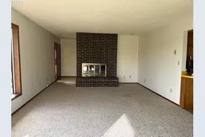 1212 Private Dr, Coquille, OR 97423 - Photo 12