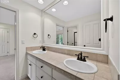 4054 Canal Woods Ct, Lake Oswego, OR 97034 - Photo 36