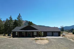 2950 Tenmile Valley Rd, Tenmile, OR 97481 - Photo 2
