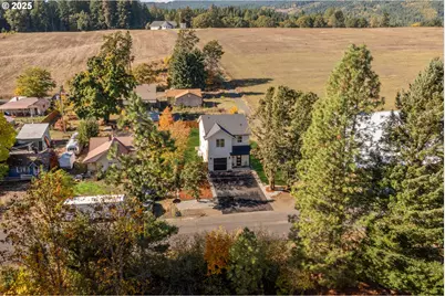 219 Main St, White Salmon, WA 98672 - Photo 8