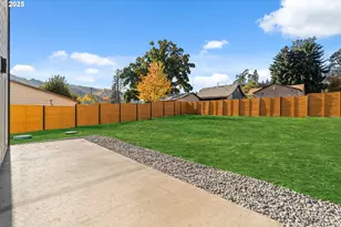 219 Main St, White Salmon, WA 98672 - Photo 28