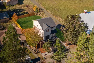 219 Main St, White Salmon, WA 98672 - Photo 32