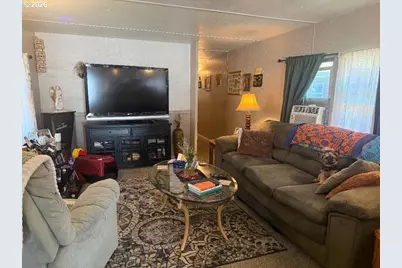 5000 NE Stephens St #17, Roseburg, OR 97470 - Photo 2