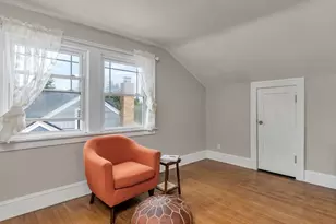 3947 SE Stark St, Portland, OR 97035 - Photo 16