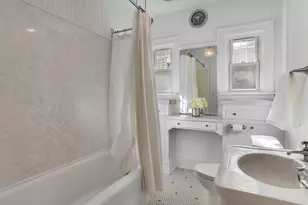 3947 SE Stark St, Portland, OR 97035 - Photo 20