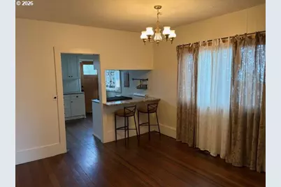 174 NE 4th Ave, Hillsboro, OR 97124 - Photo 12