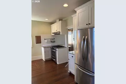 174 NE 4th Ave, Hillsboro, OR 97124 - Photo 14