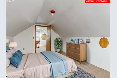 458 W Hayes St, Woodburn, OR 97071 - Photo 18