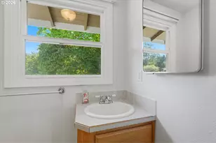 11850 SW Foothill Dr, Portland, OR 97225 - Photo 30