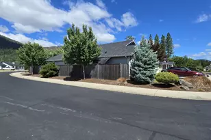 266 Retirement Ln, Cave Junction, OR 97523 - Photo 4