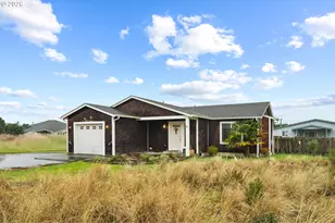 901 344th St, Ocean Park, WA 98640 - Photo 2