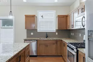 10837 SW Carinthia Cir, Wilsonville, OR 97070 - Photo 14
