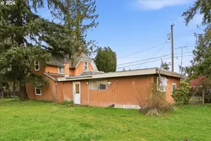 130 C St, Scotts Mills, OR 97375 - Photo 1