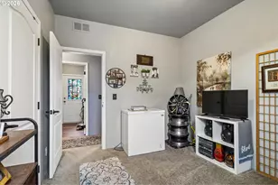 515 SE Sheridan Rd, Sheridan, OR 97378 - Photo 14