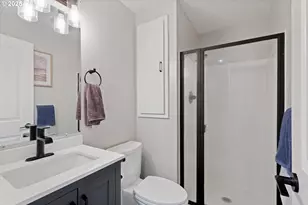 1903 E Orchard Dr, Newberg, OR 97132 - Photo 12