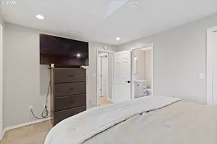 1903 E Orchard Dr, Newberg, OR 97132 - Photo 18