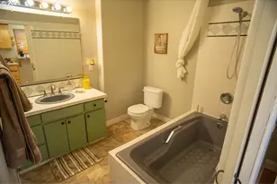 3914 NW Franklin St, Vancouver, WA 98660 - Photo 14