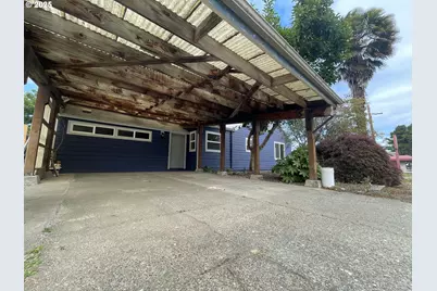 890 2nd St SE, Bandon, OR 97411 - Photo 38