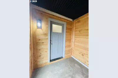 890 2nd St SE, Bandon, OR 97411 - Photo 4