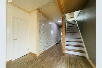 890 2nd St SE, Bandon, OR 97411 - Photo 10