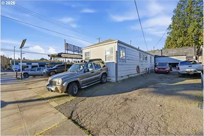 150 SE 82nd Ave, Portland, OR 97216 - Photo 10