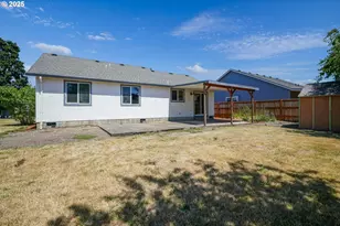 1033 E St, Independence, OR 97351 - Photo 32