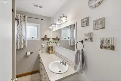 2295 Cedar St, Sweet Home, OR 97386 - Photo 18