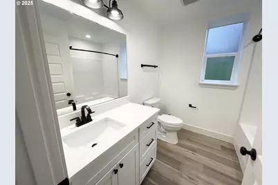 79 NW Lasher St, Stevenson, WA 98648 - Photo 8