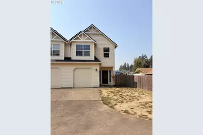 633 N Grant St #C, Newberg, OR 97132 - Photo 4