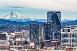 550 SW 10th Ave, Portland, OR 97205 - Photo 48