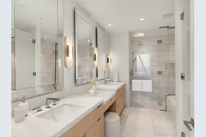 550 SW 10th Ave #2610, Portland, OR 97205 - Photo 12