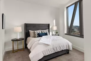 550 SW 10th Ave, Portland, OR 97205 - Photo 14